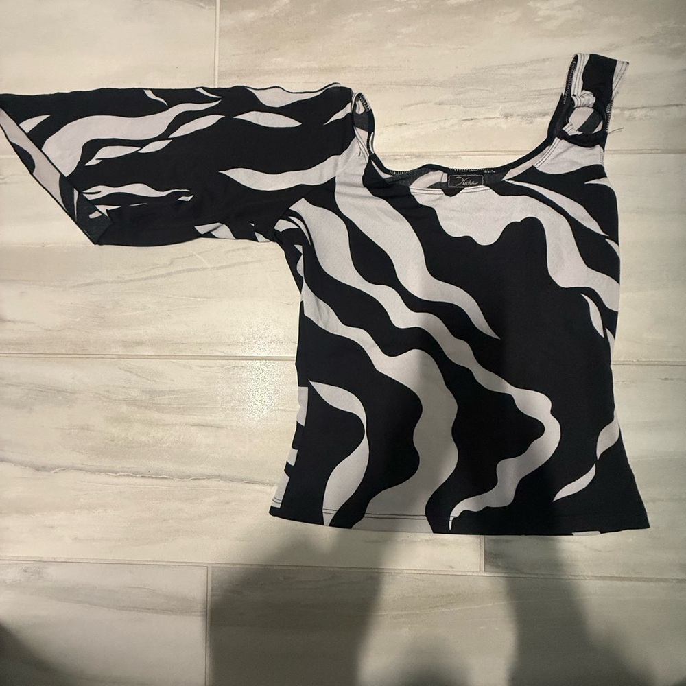 Vintage Niche Black and White Blouse